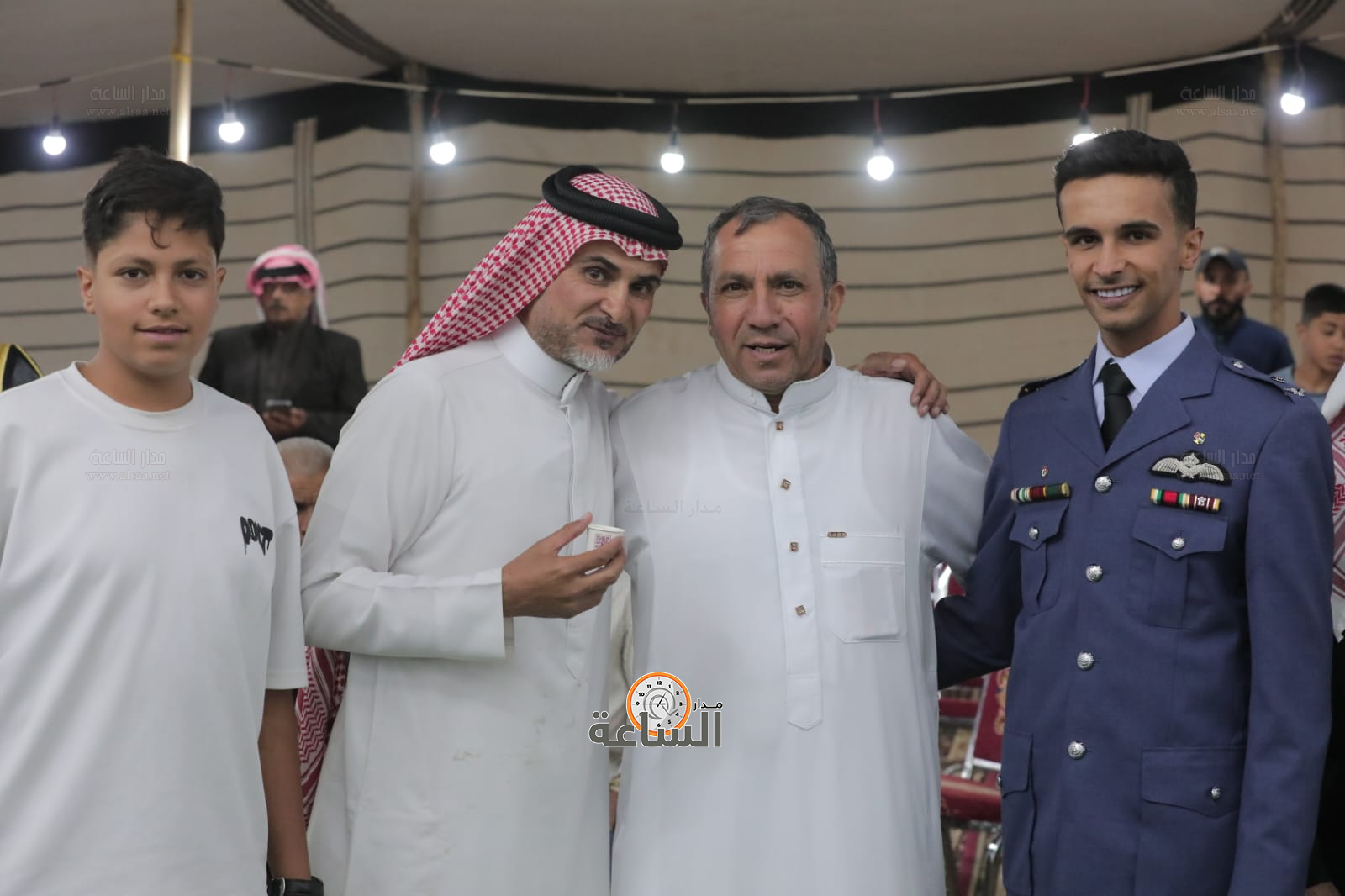 Madar Al-Saa Images 0.9381704650981368