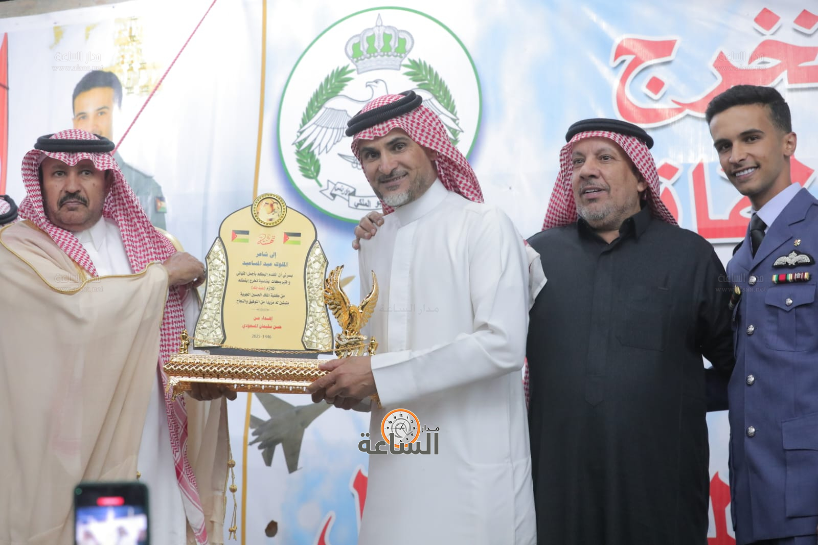 Madar Al-Saa Images 0.15483286706346744