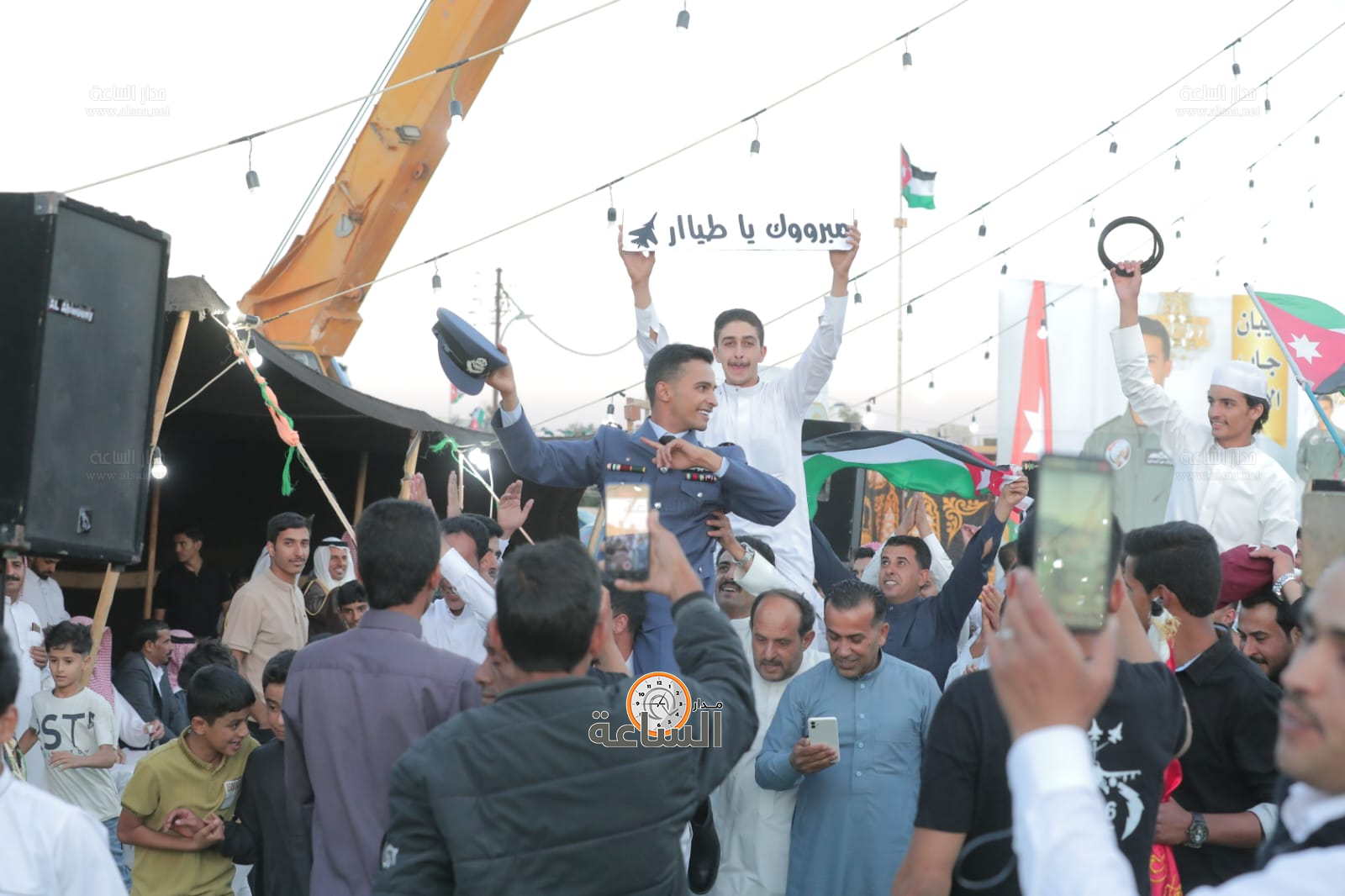 Madar Al-Saa Images 0.23578496632397639