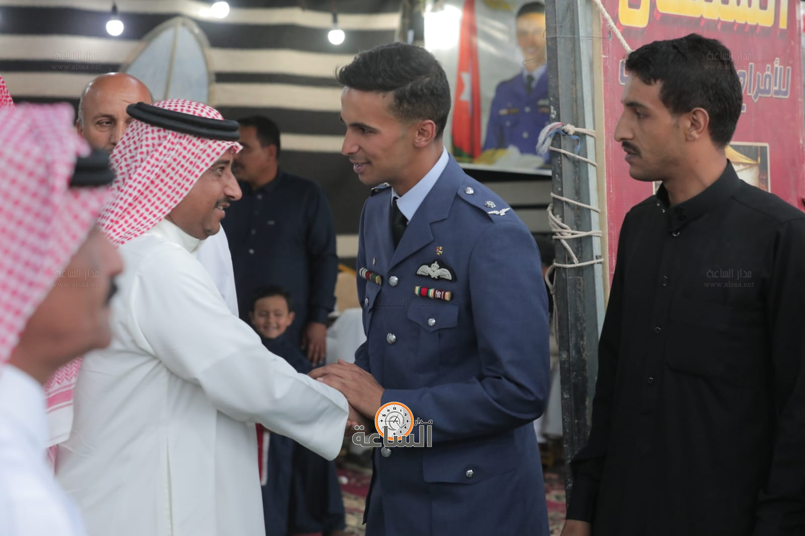 Madar Al-Saa Images 0.47277831685862315