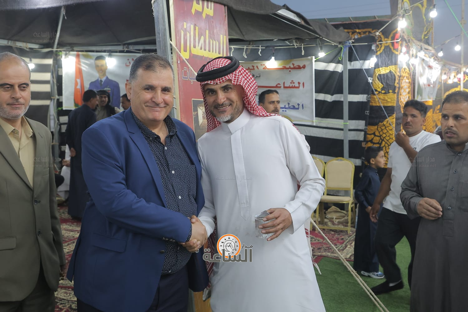 Madar Al-Saa Images 0.8355256183934516