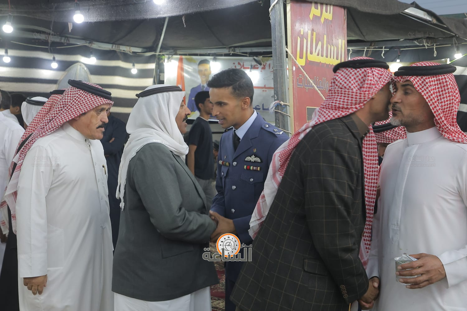 Madar Al-Saa Images 0.04925843682890296