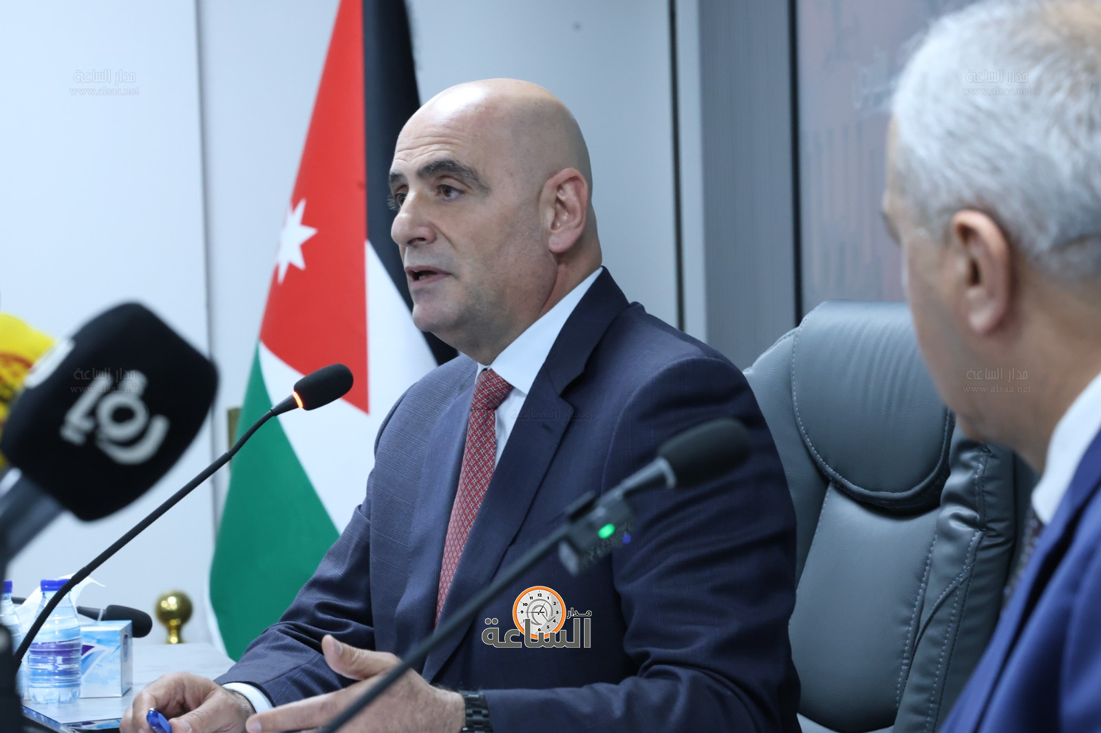 Madar Al-Saa Images 0.9849299941520394