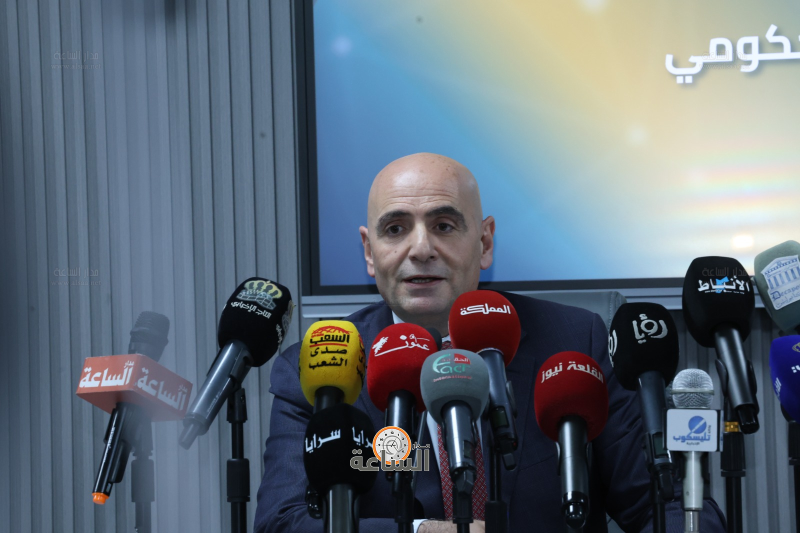 Madar Al-Saa Images 0.4332107923791245