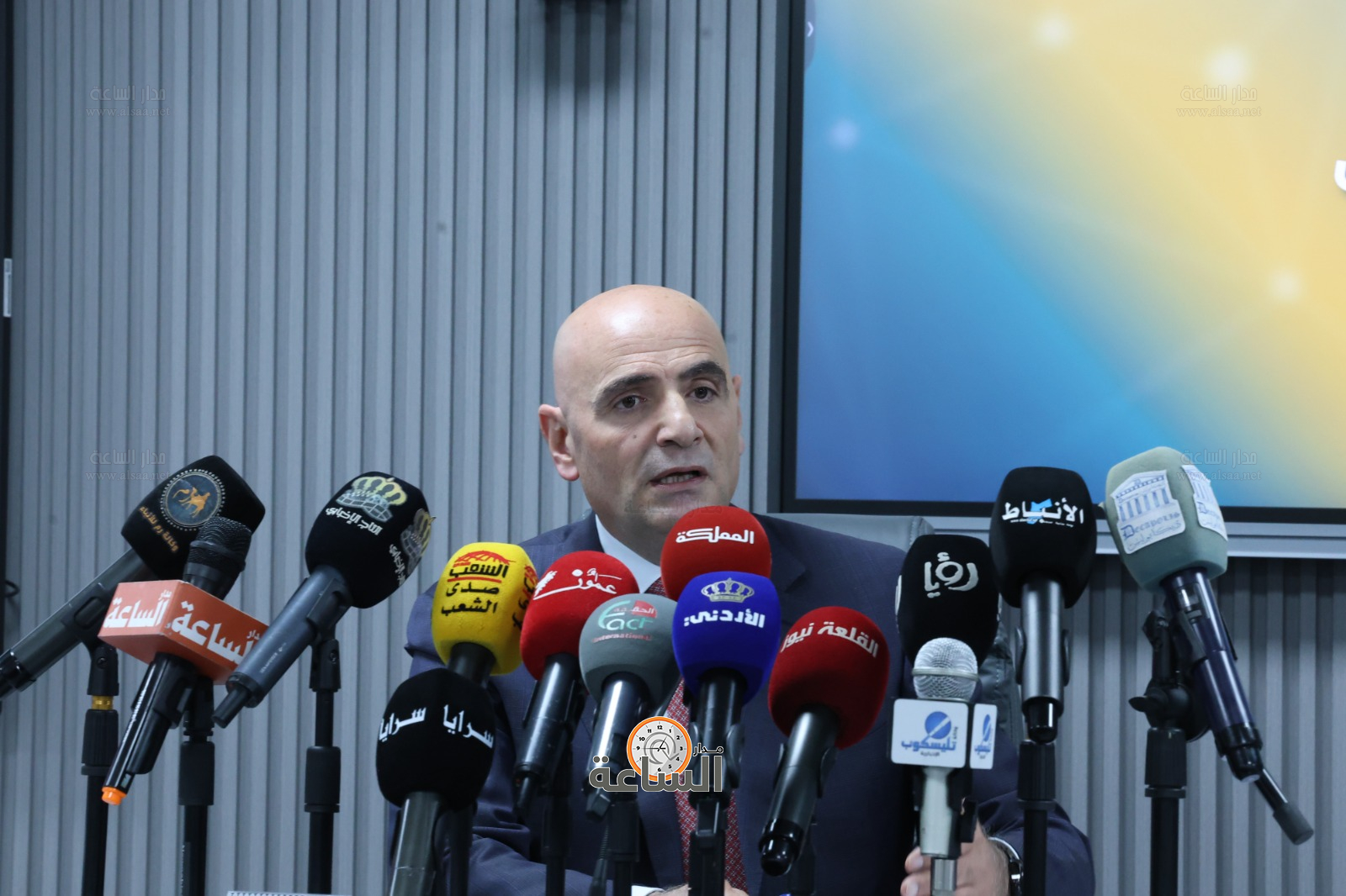 Madar Al-Saa Images 0.37385741200467826