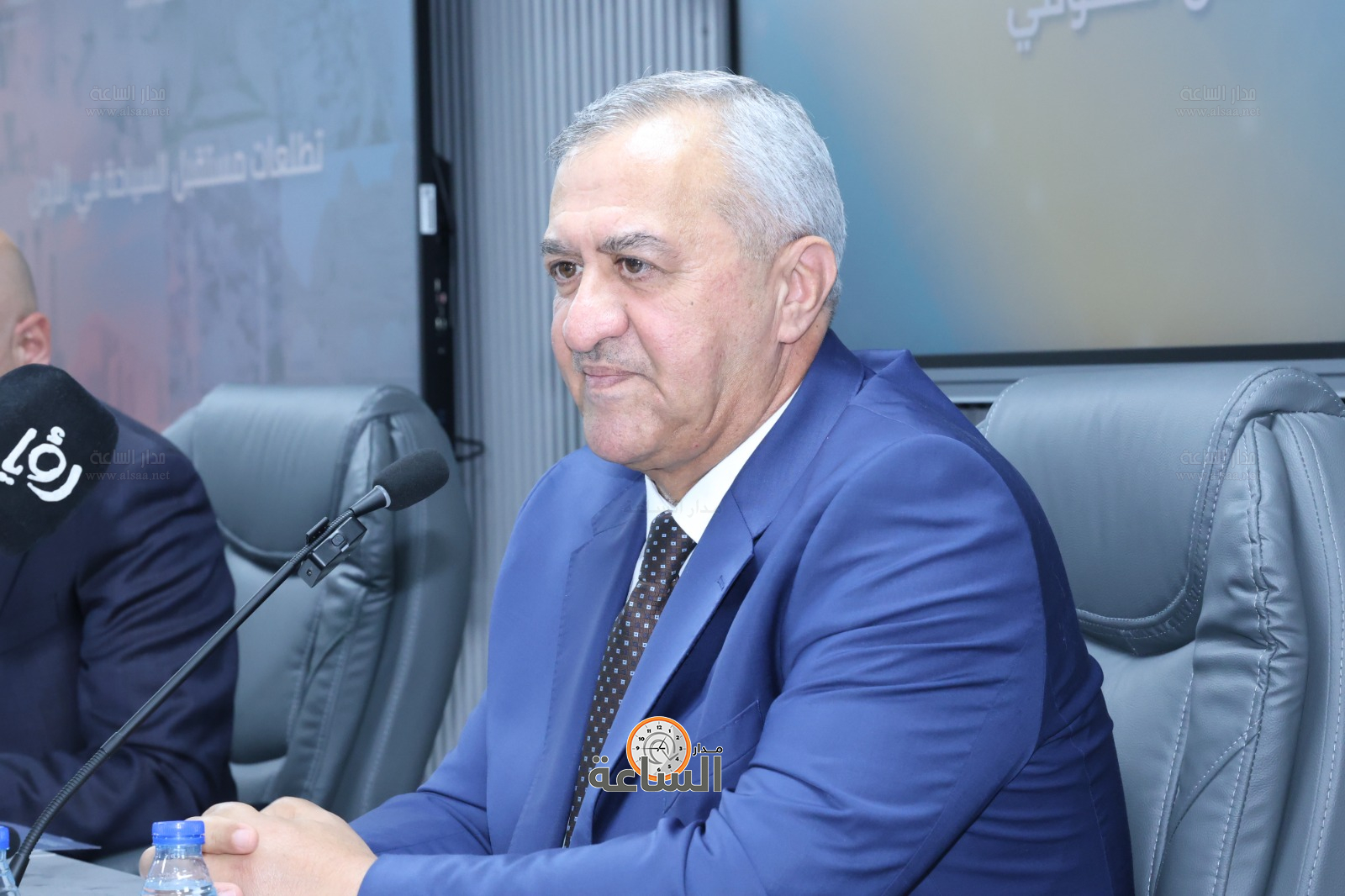 Madar Al-Saa Images 0.37516041797445465