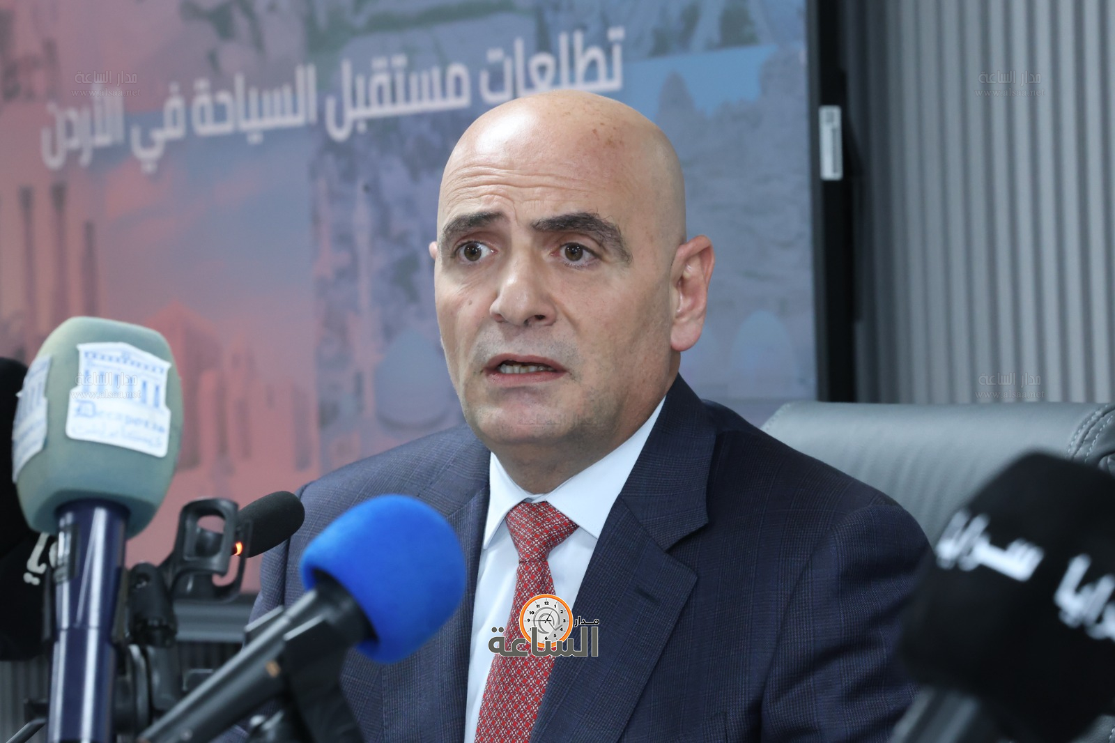 Madar Al-Saa Images 0.9950867090672637