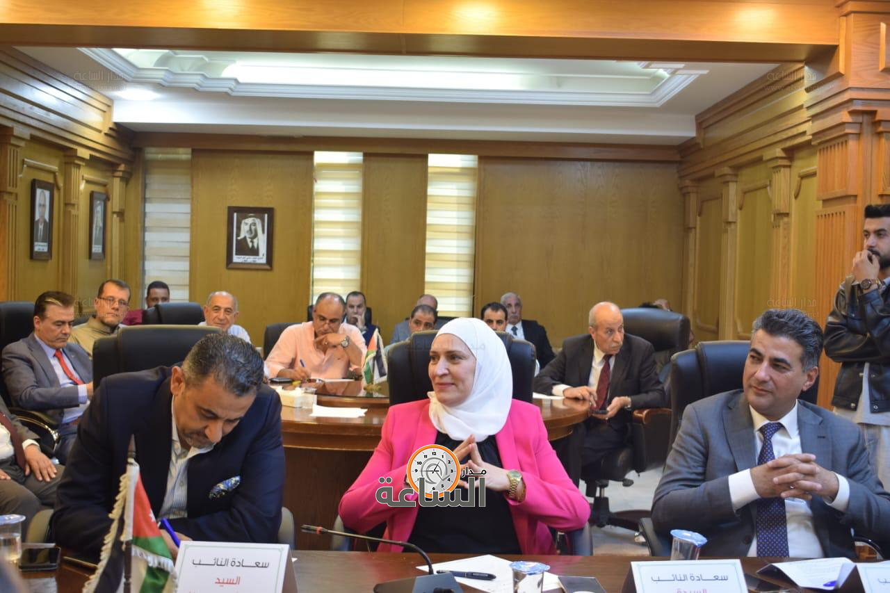 Madar Al-Saa Images 0.3956757478017595