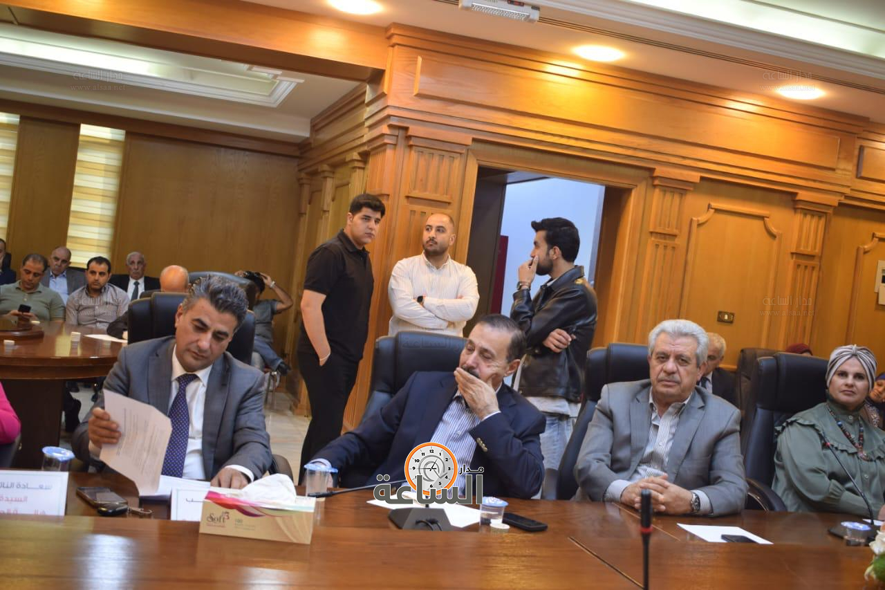 Madar Al-Saa Images 0.10405149220498366