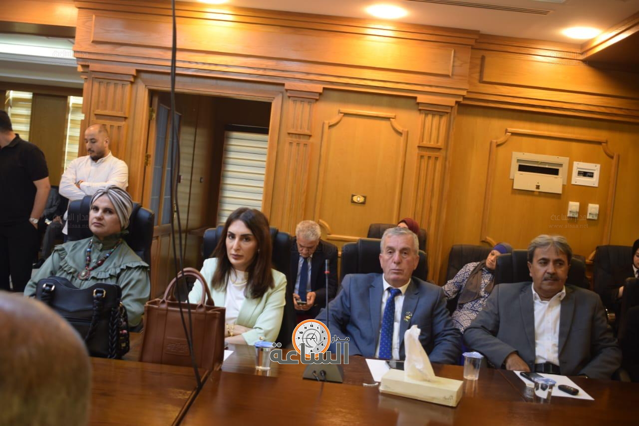 Madar Al-Saa Images 0.3809476833781492