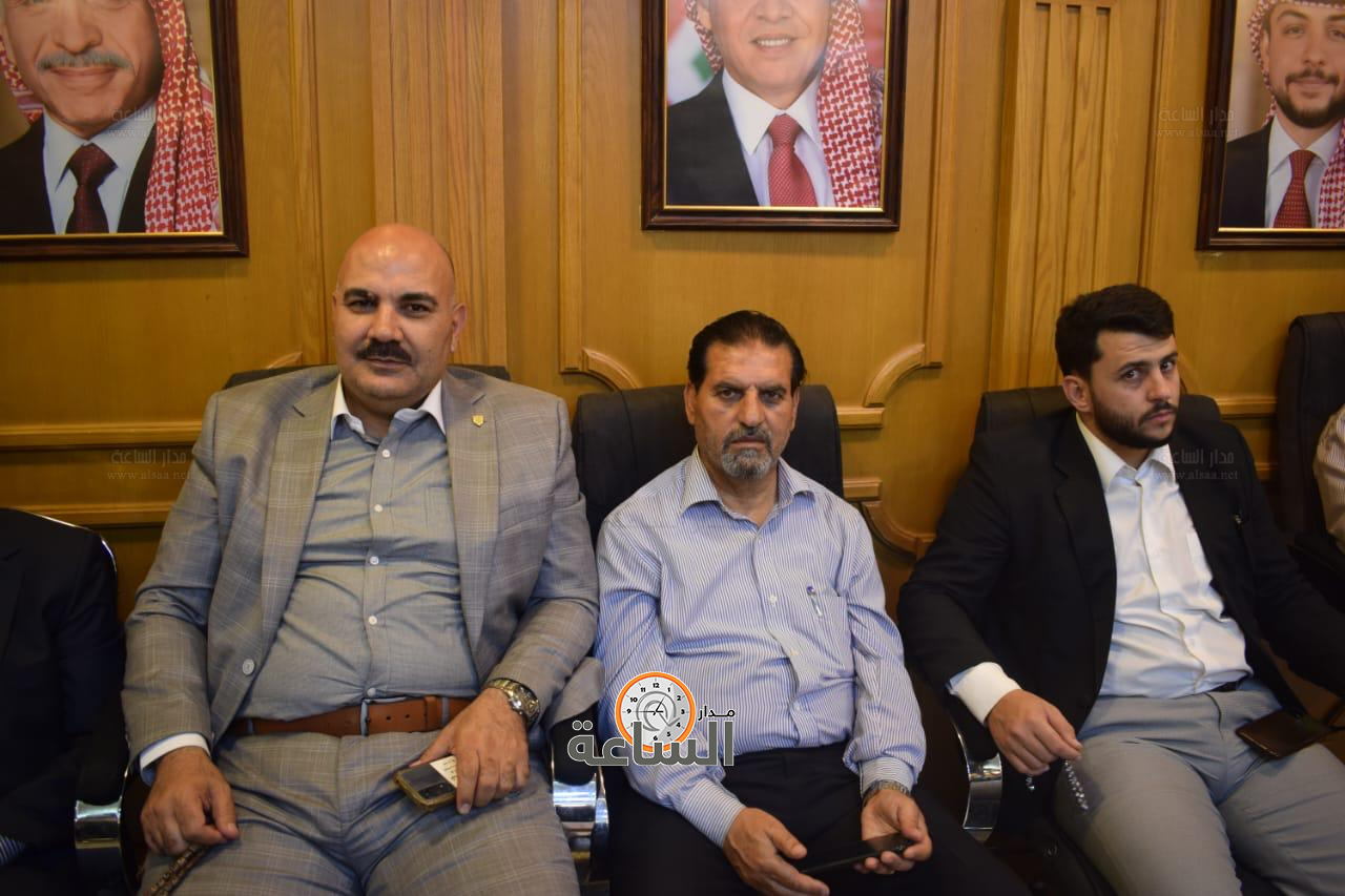 Madar Al-Saa Images 0.9859775244063117