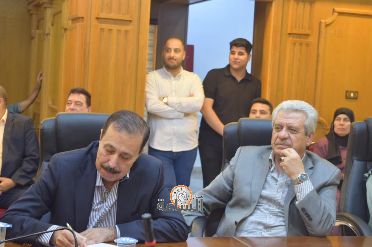 Madar Al-Saa Images 0.027123220080017663