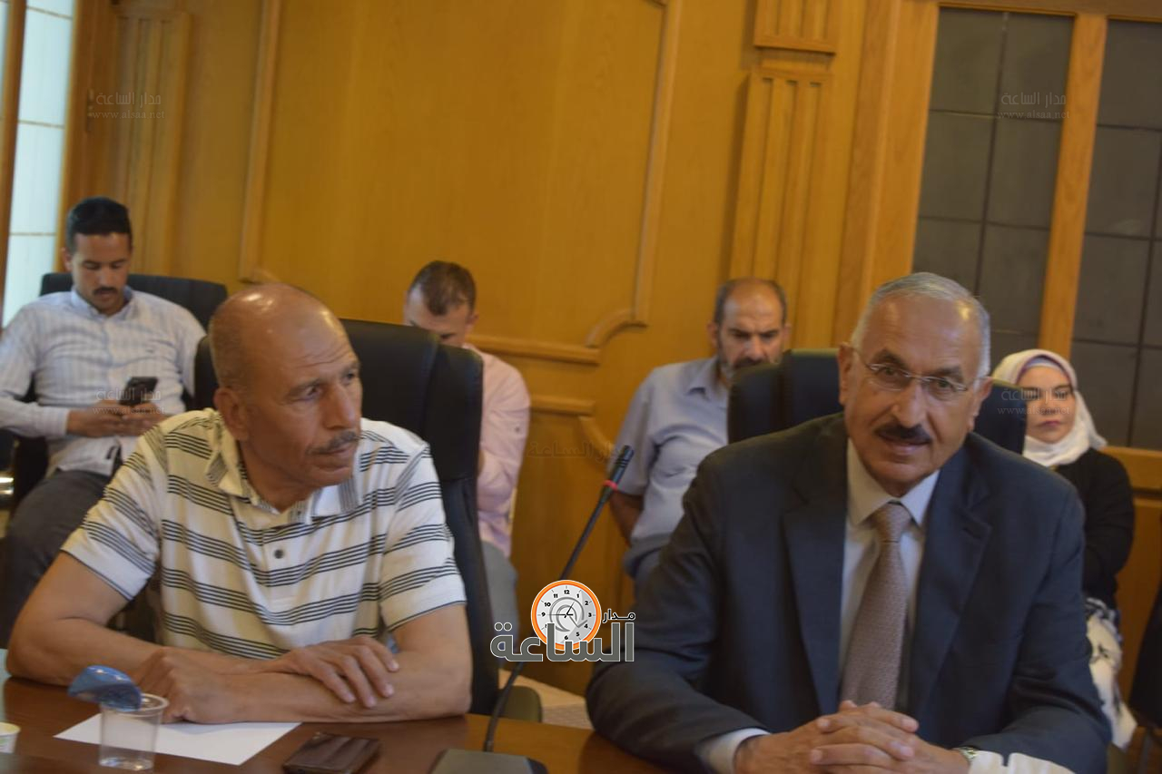 Madar Al-Saa Images 0.6877969347045826