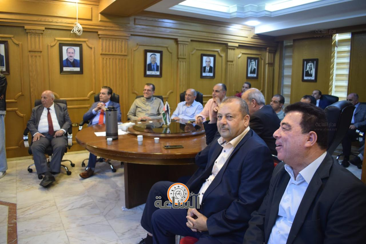 Madar Al-Saa Images 0.6485887963986764