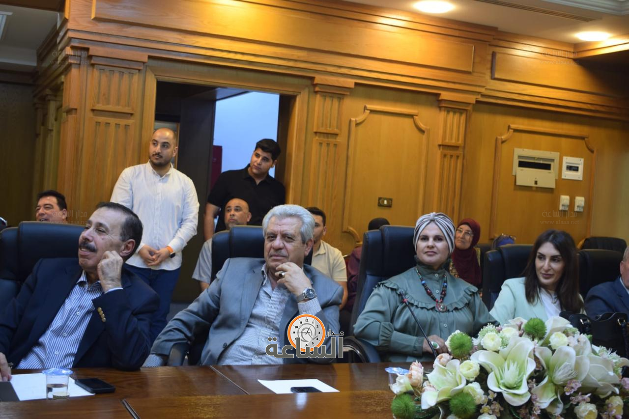 Madar Al-Saa Images 0.2587930020004797