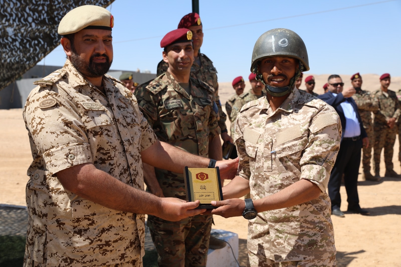 Madar Al-Saa Images 0.6993688064801524