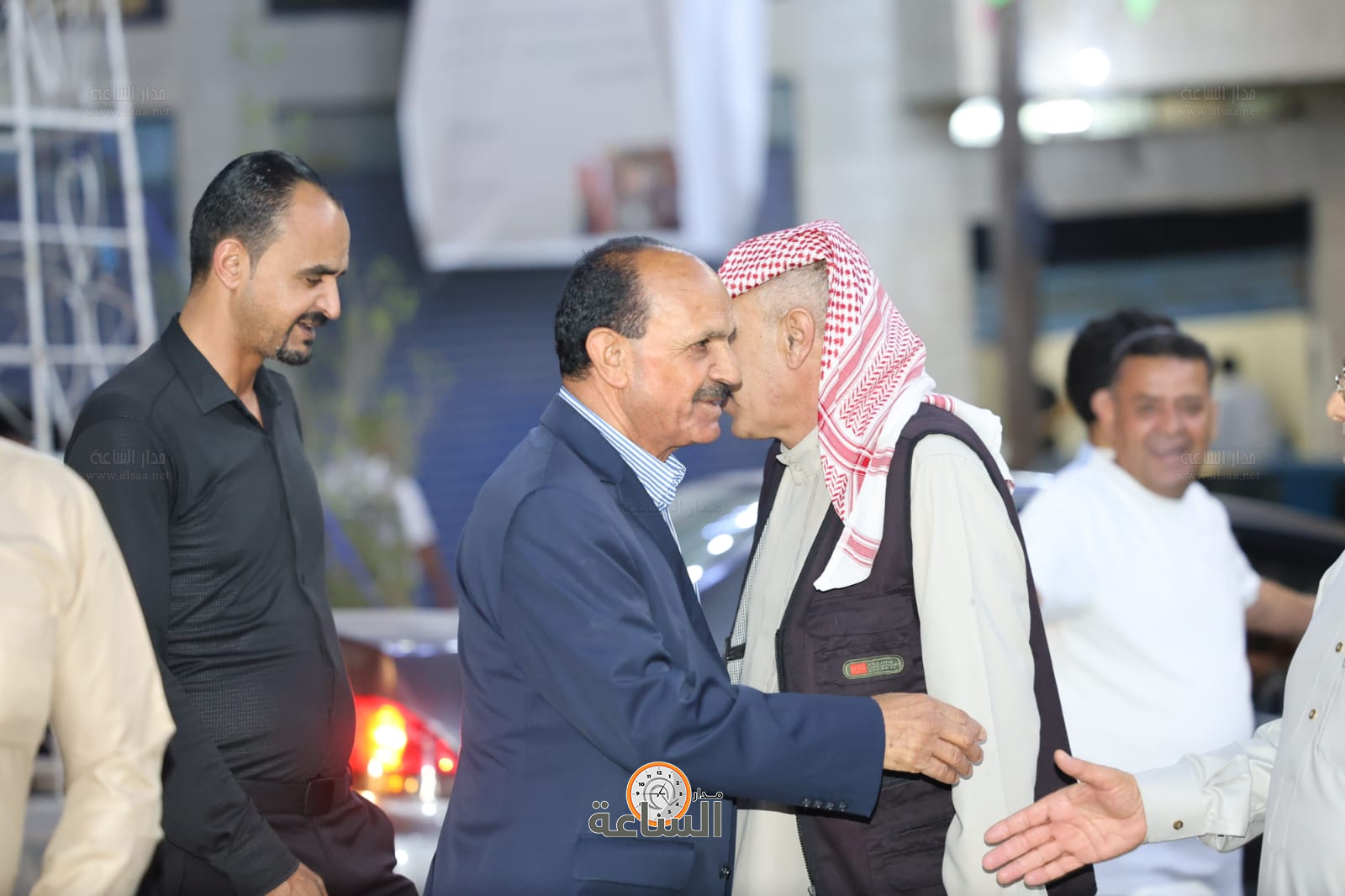 Madar Al-Saa Images 0.8650449707048564