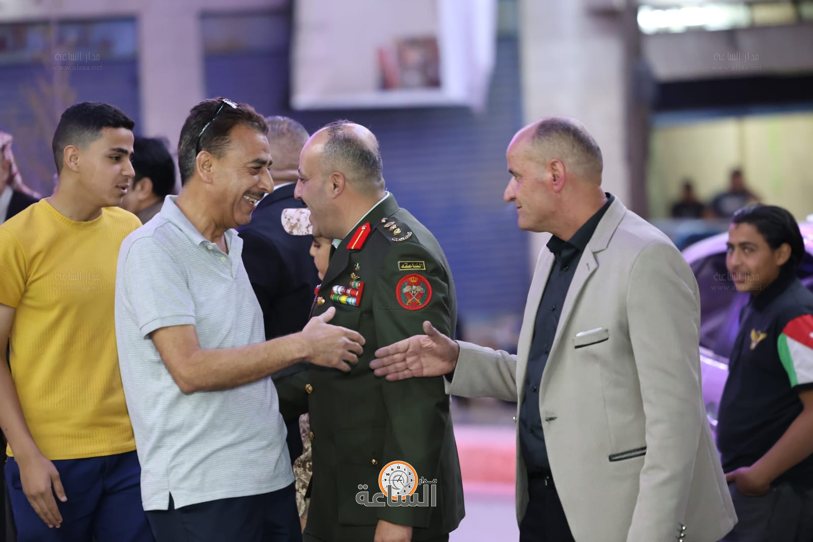 Madar Al-Saa Images 0.7153591821457637