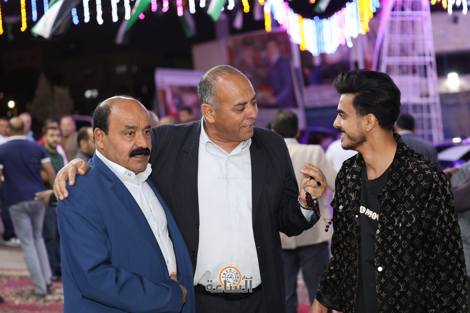 Madar Al-Saa Images 0.002431869532340425