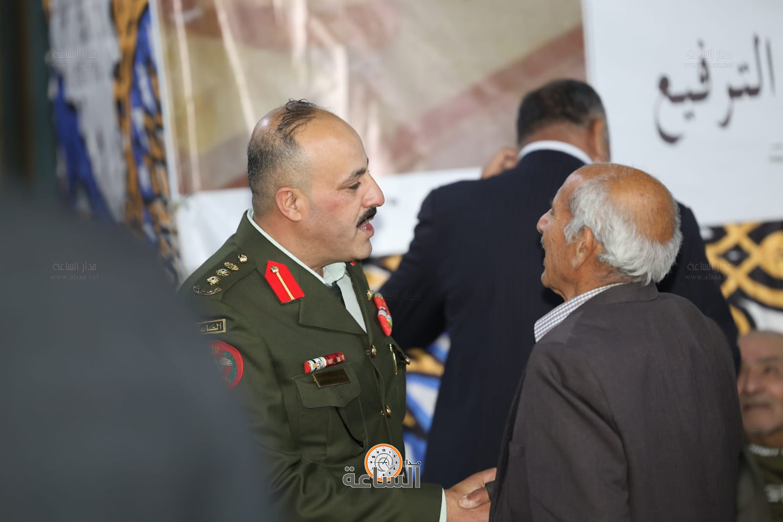 Madar Al-Saa Images 0.44465165091335945