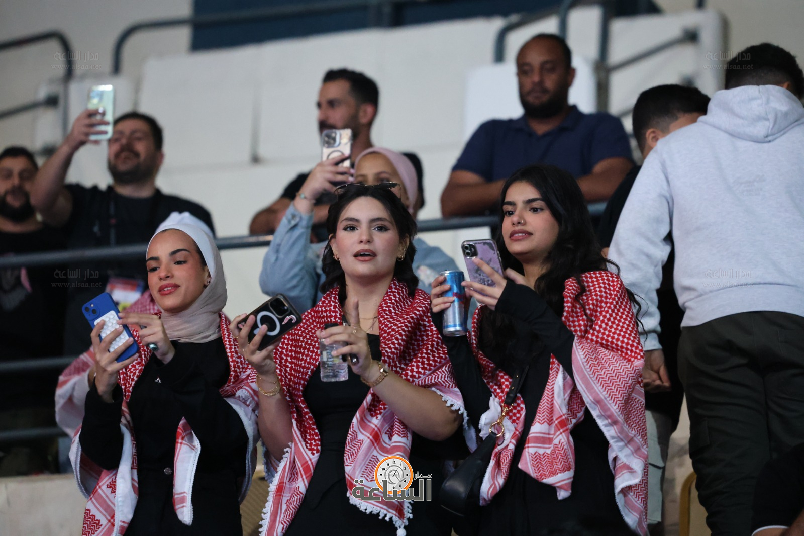 Madar Al-Saa Images 0.7569119882611995