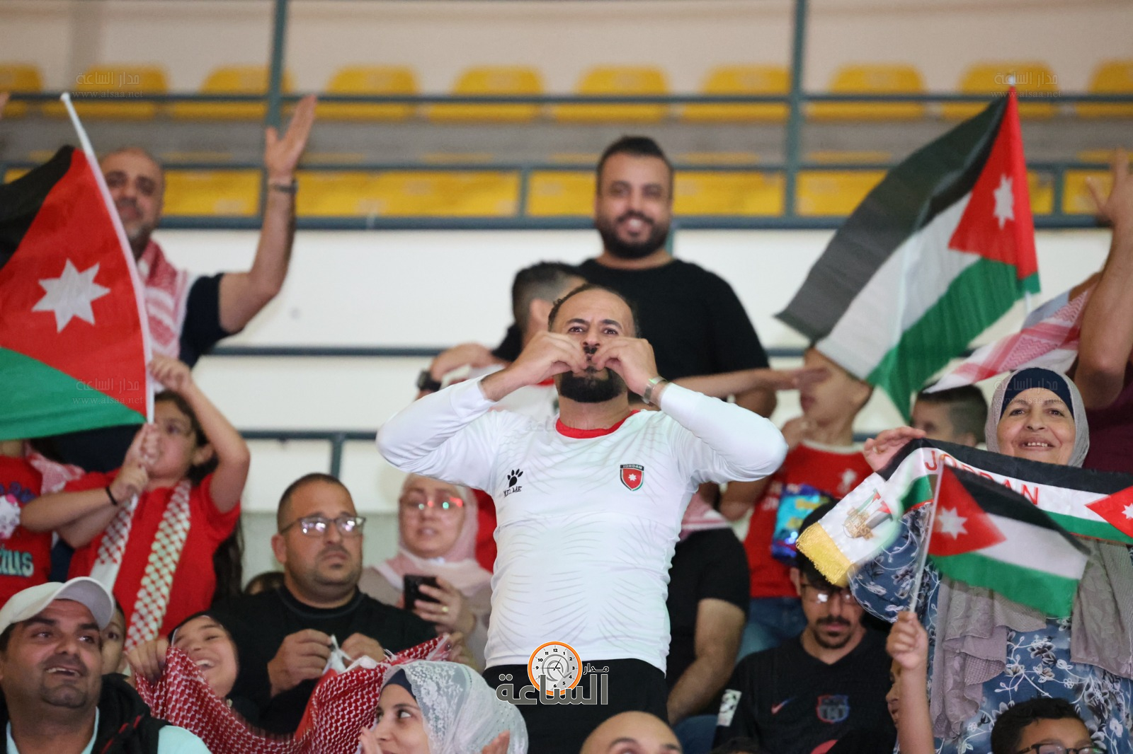 Madar Al-Saa Images 0.7424608573045859