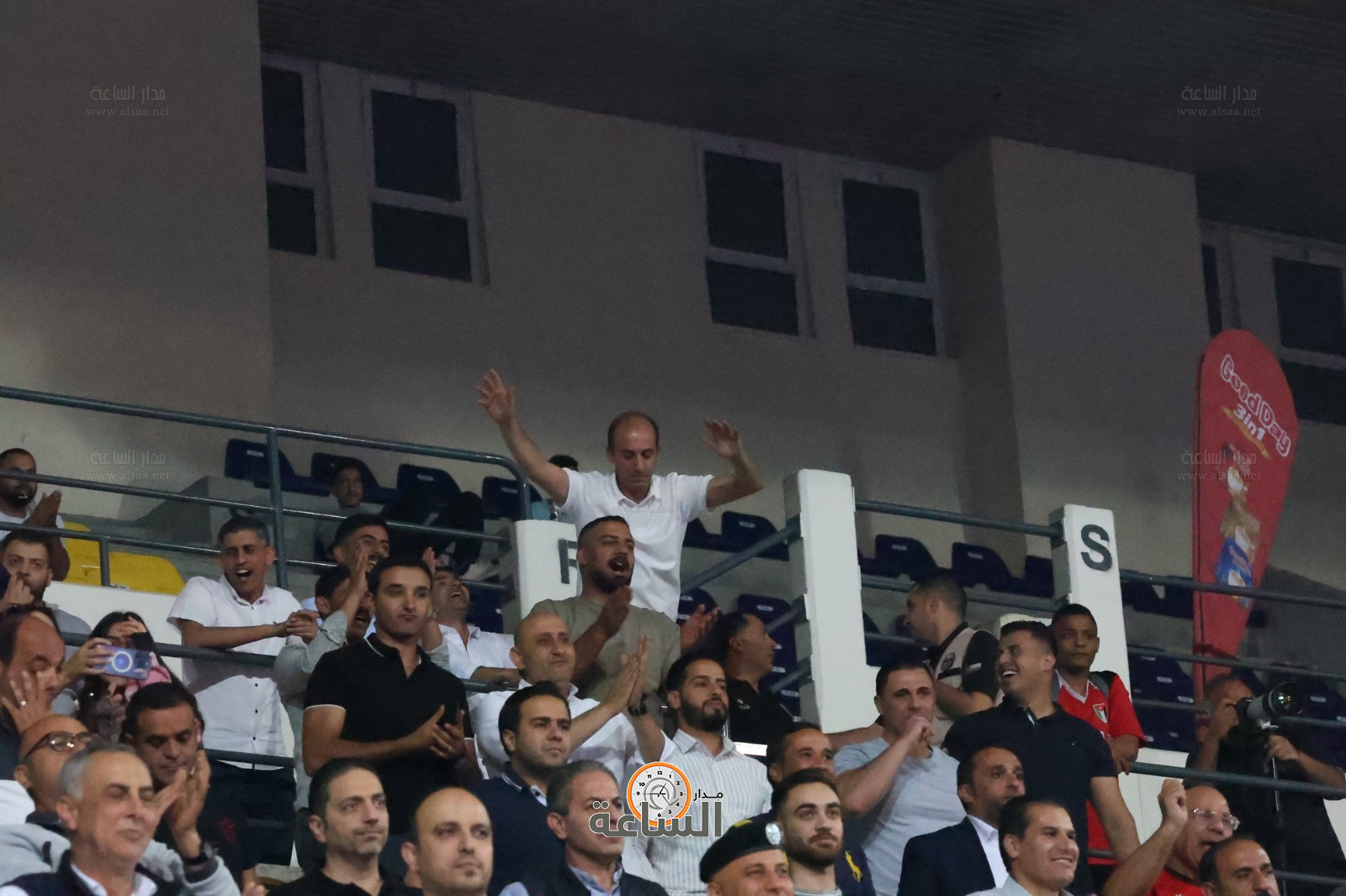 Madar Al-Saa Images 0.04226523383303549