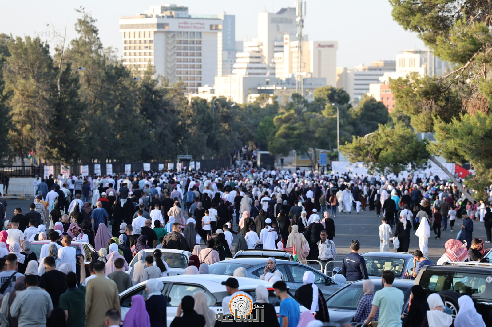 Madar Al-Saa Images 0.38714636457189944