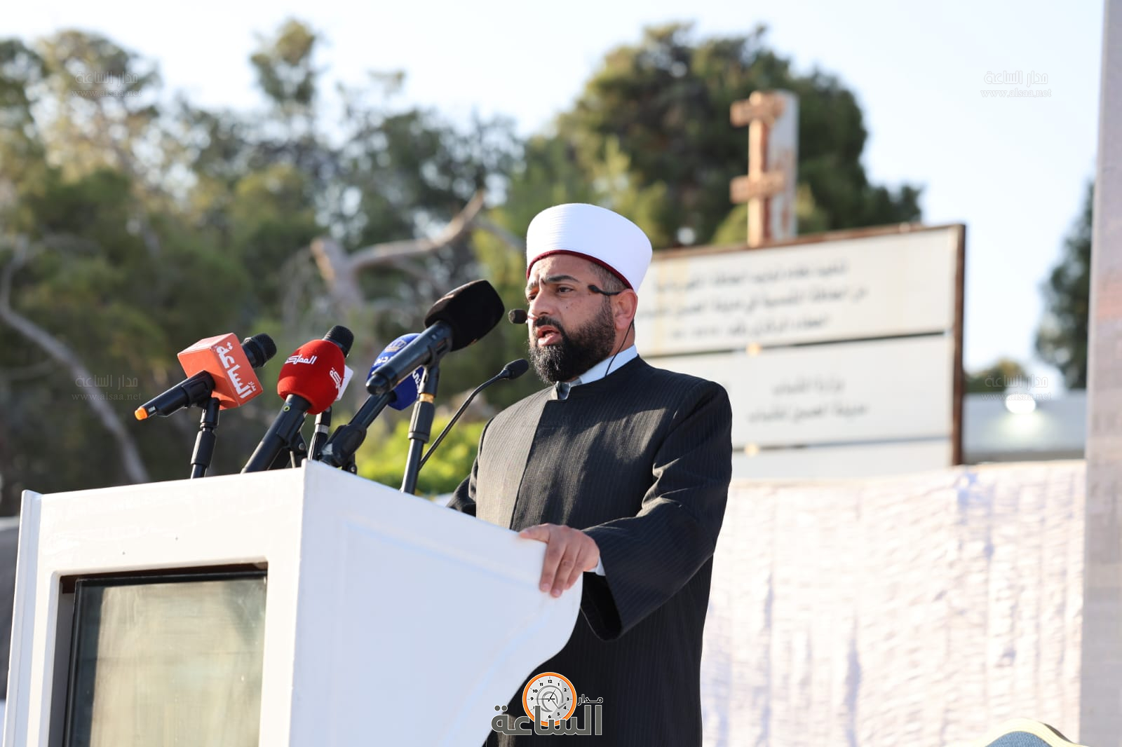 Madar Al-Saa Images 0.012961975770666712