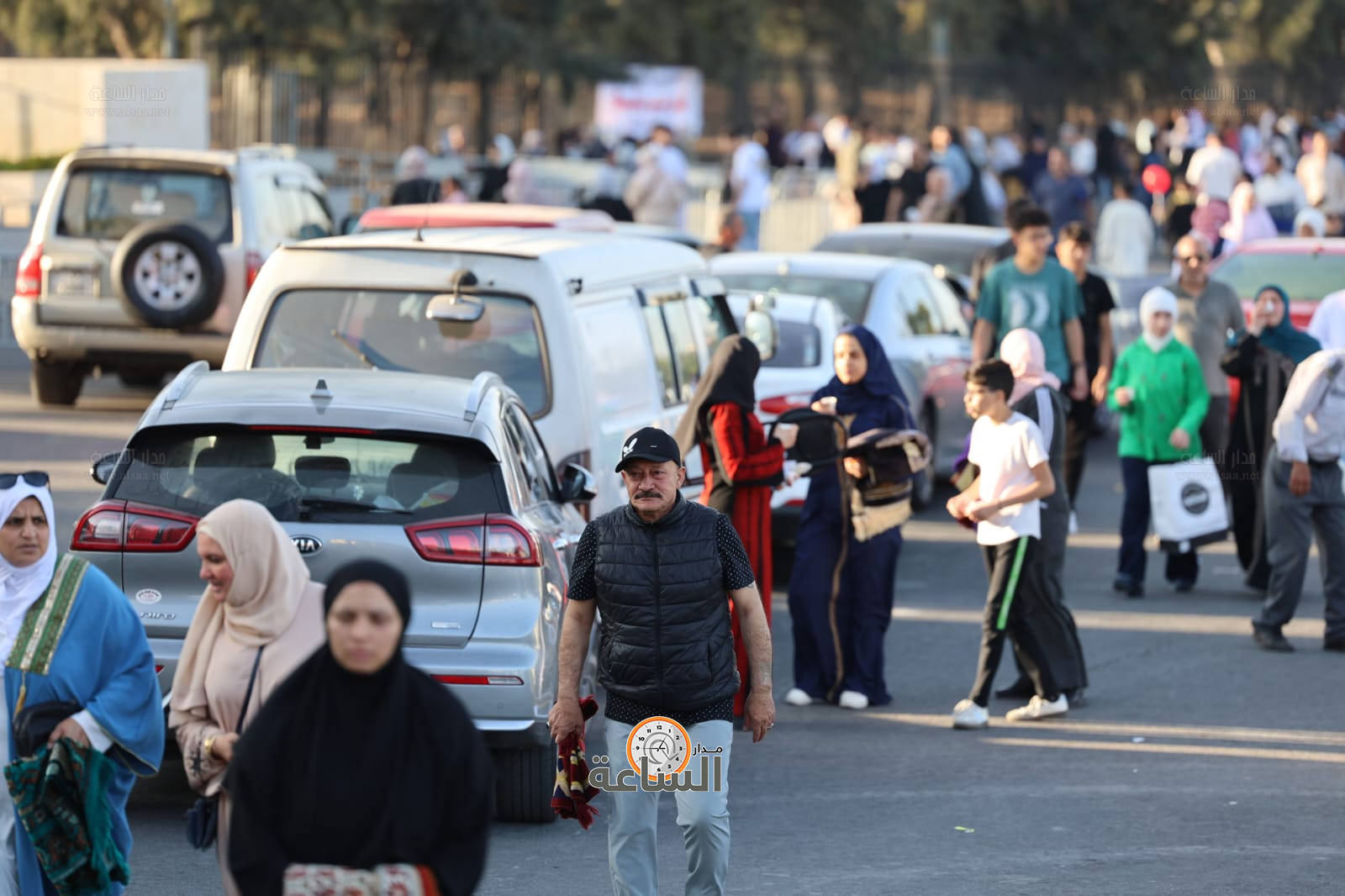 Madar Al-Saa Images 0.35621956975228675