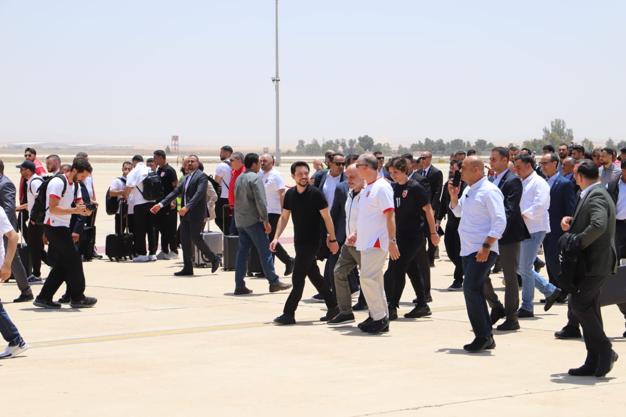 Madar Al-Saa Images 0.9875852863296672