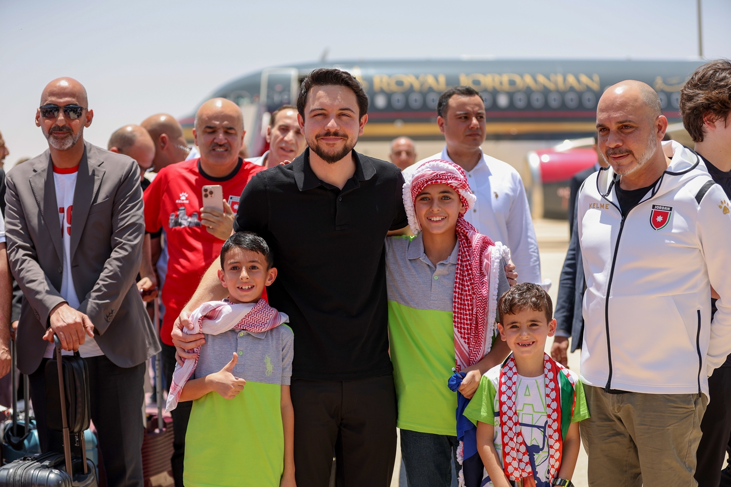 Madar Al-Saa Images 0.044957366878432214