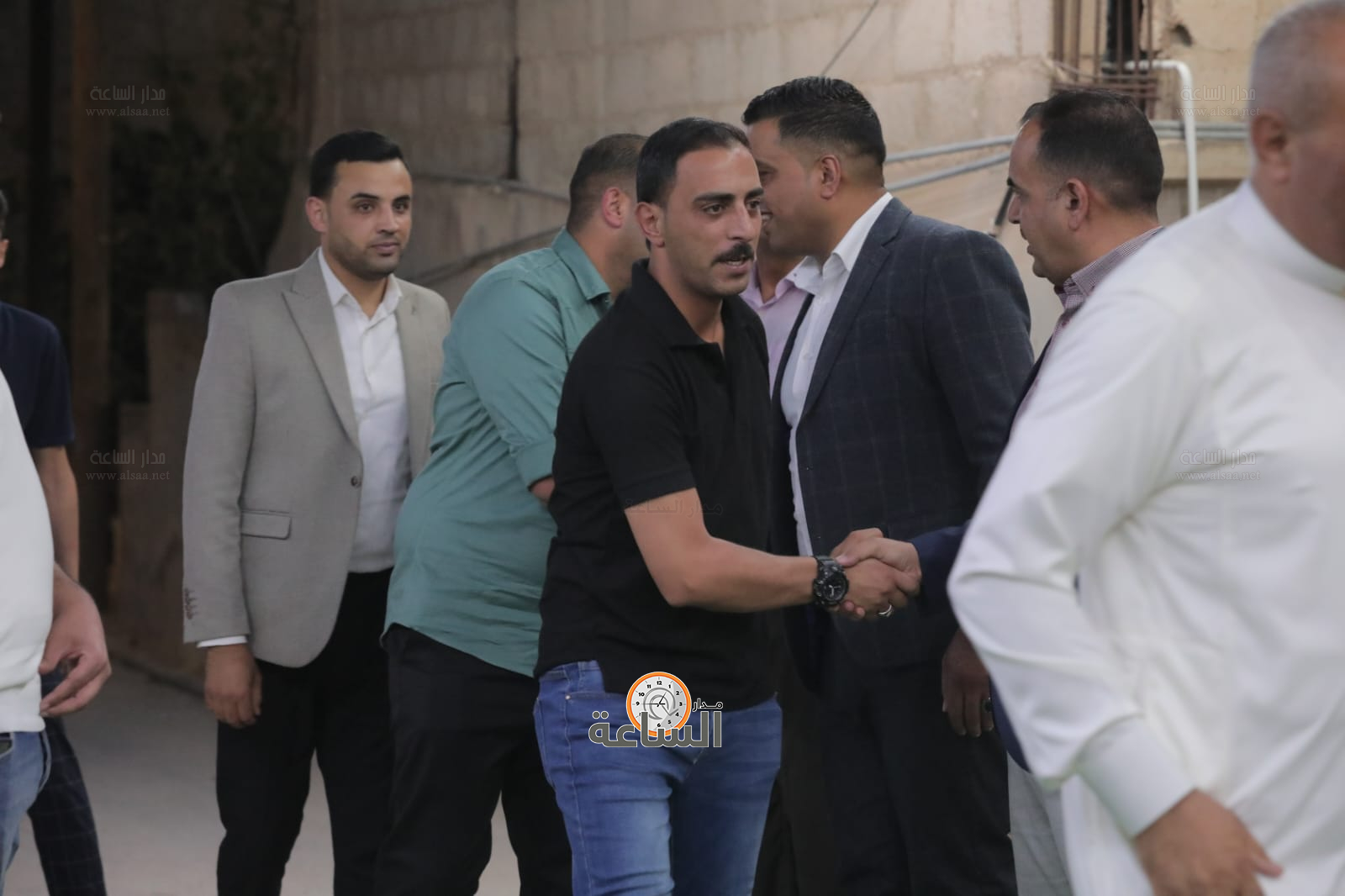 Madar Al-Saa Images 0.9308308653803735