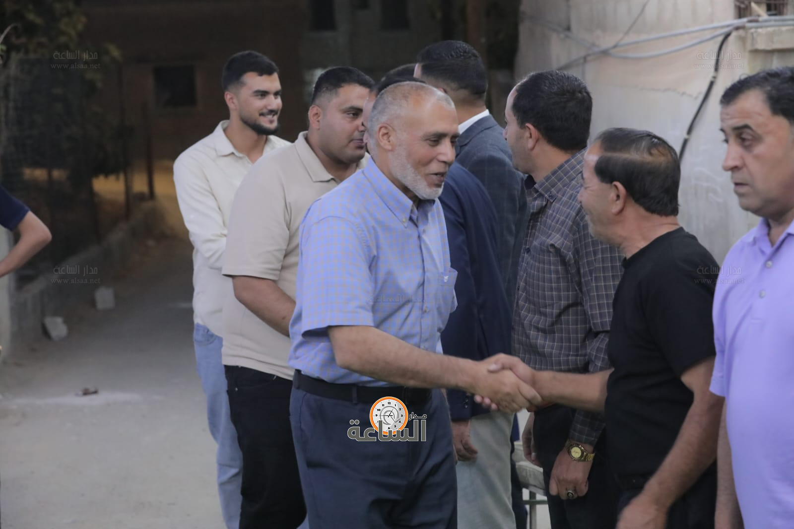 Madar Al-Saa Images 0.3239250842492638