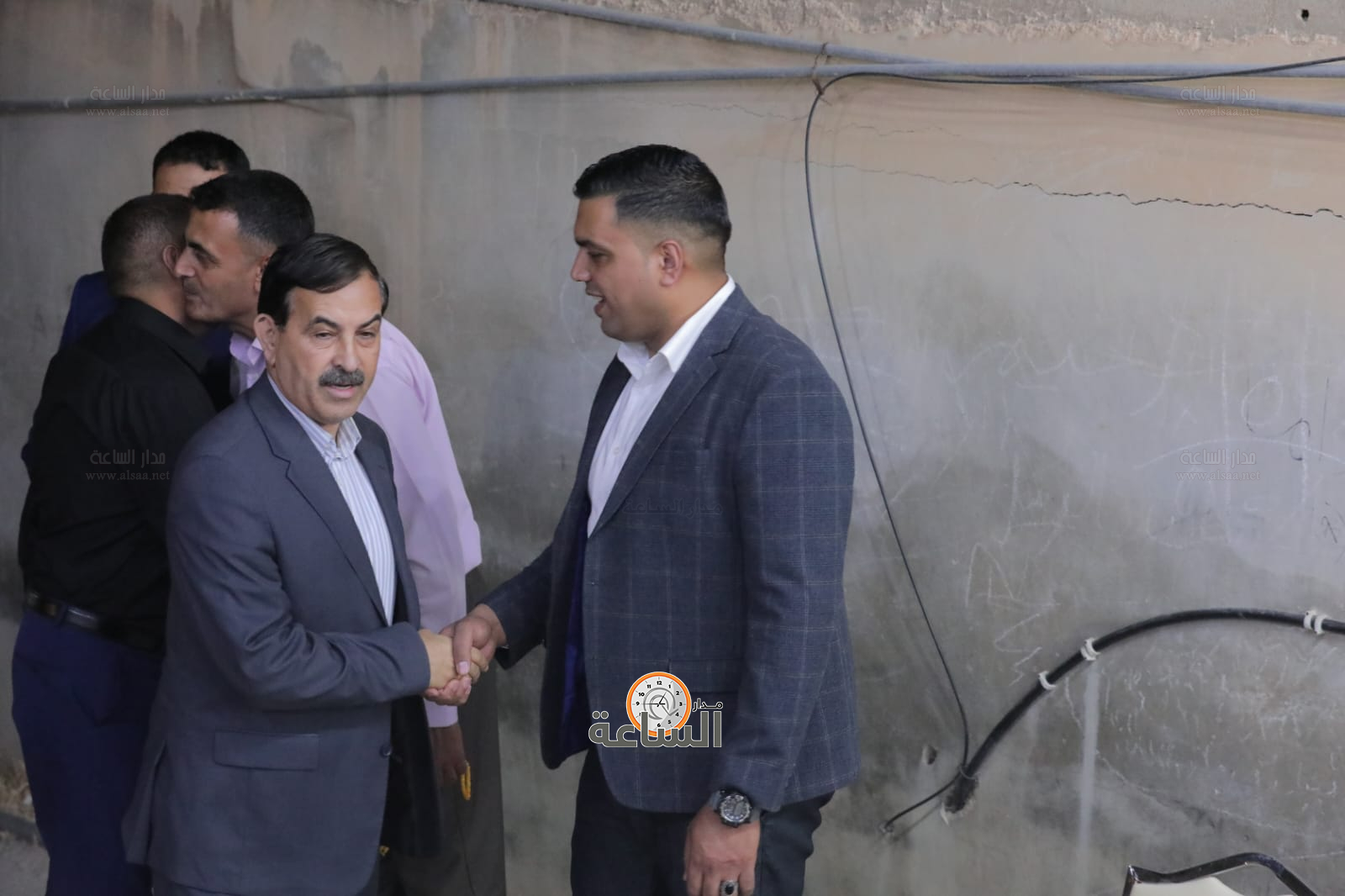 Madar Al-Saa Images 0.6805716355899071