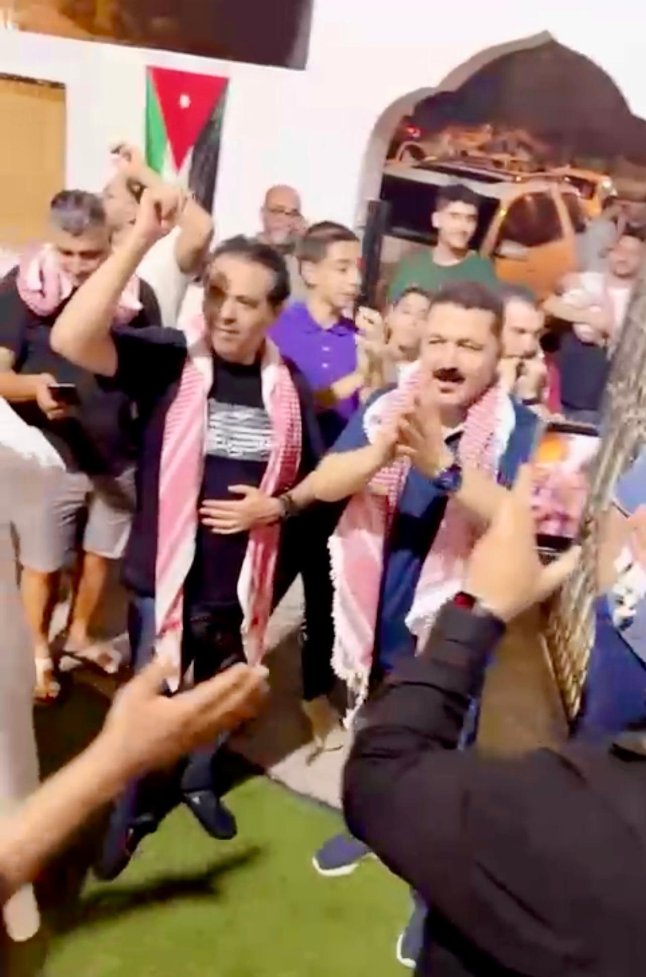 Madar Al-Saa Images 0.3765262077843349