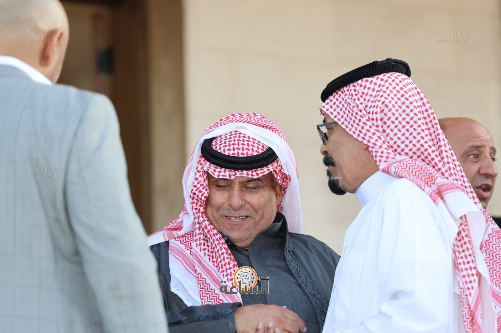 Madar Al-Saa Images 0.6385837531397759