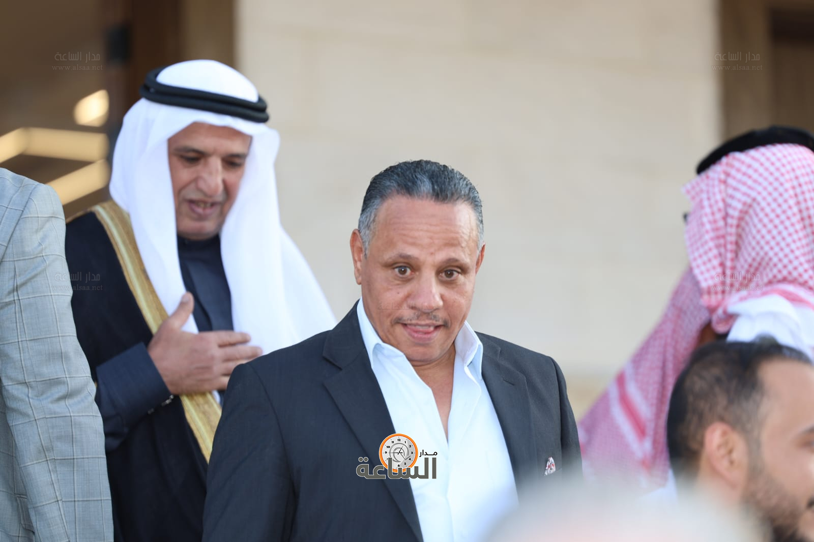 Madar Al-Saa Images 0.40678655018362675