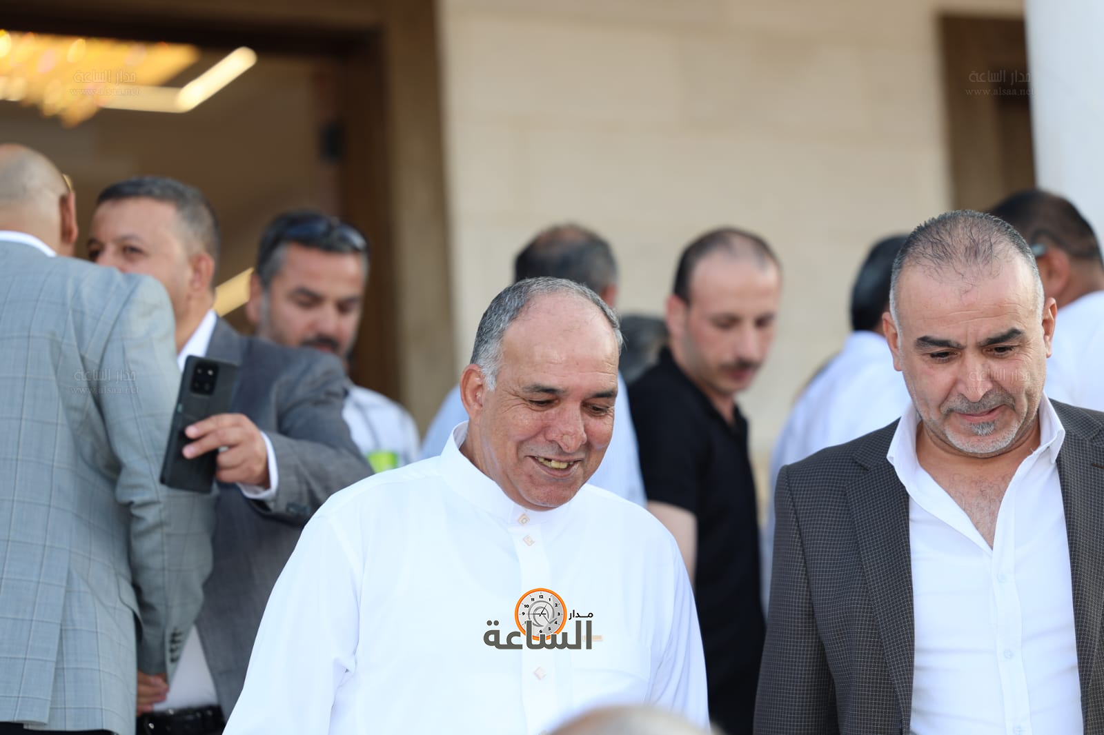 Madar Al-Saa Images 0.4969366196036127