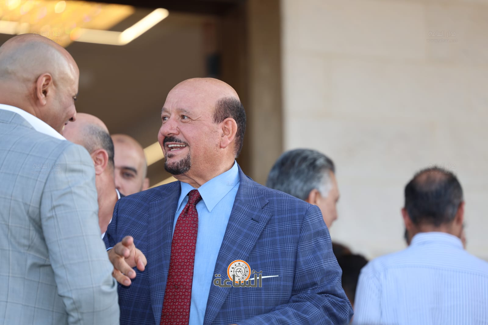 Madar Al-Saa Images 0.18007413732350952