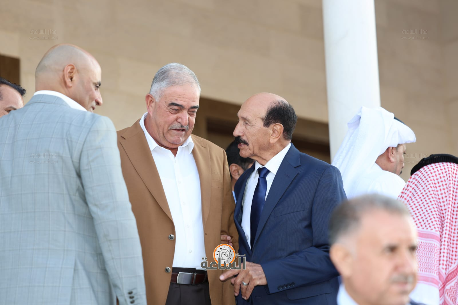 Madar Al-Saa Images 0.7884077034306707