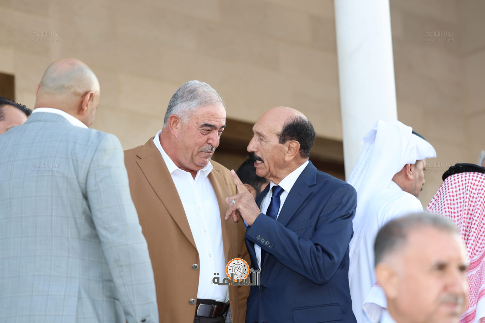 Madar Al-Saa Images 0.3924911134397766