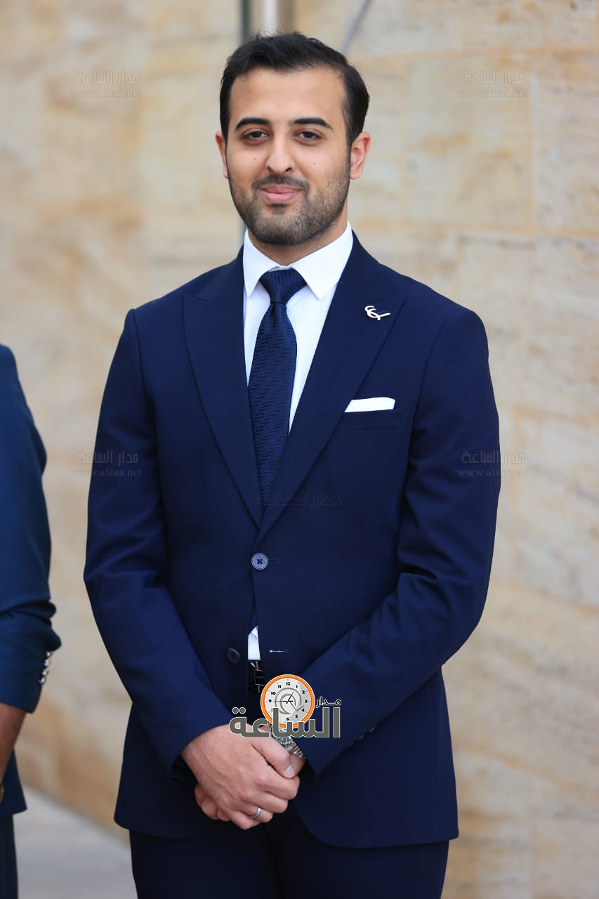 Madar Al-Saa Images 0.4003721976799509