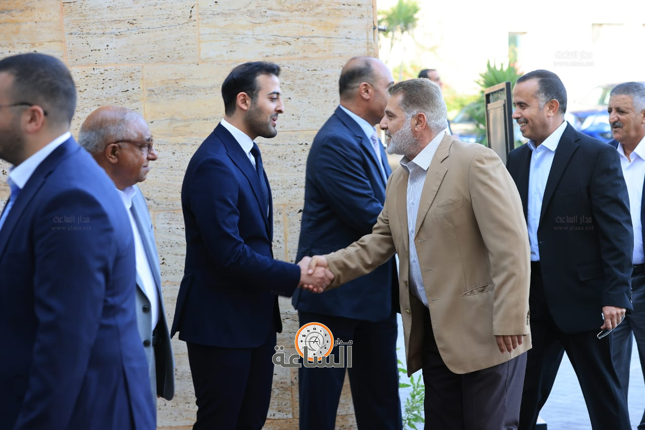 Madar Al-Saa Images 0.05640394012813388