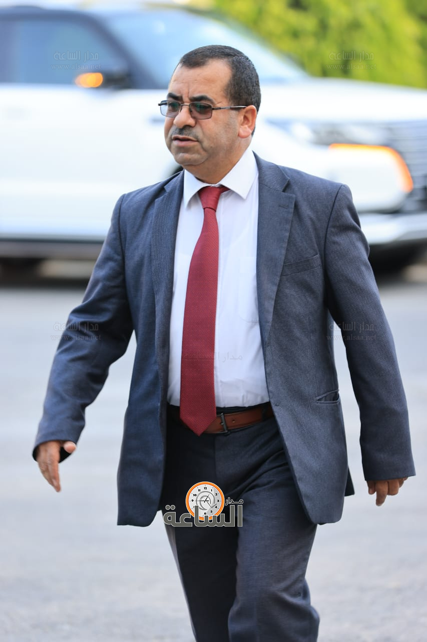 Madar Al-Saa Images 0.8961905436623331