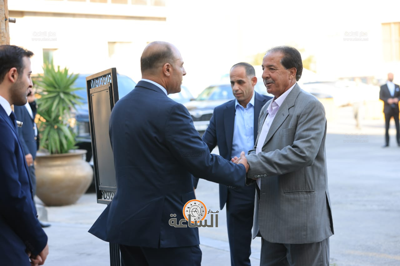 Madar Al-Saa Images 0.7544235591493414