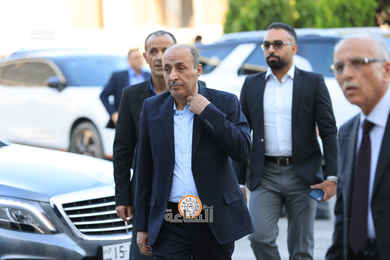 Madar Al-Saa Images 0.7442907745432592