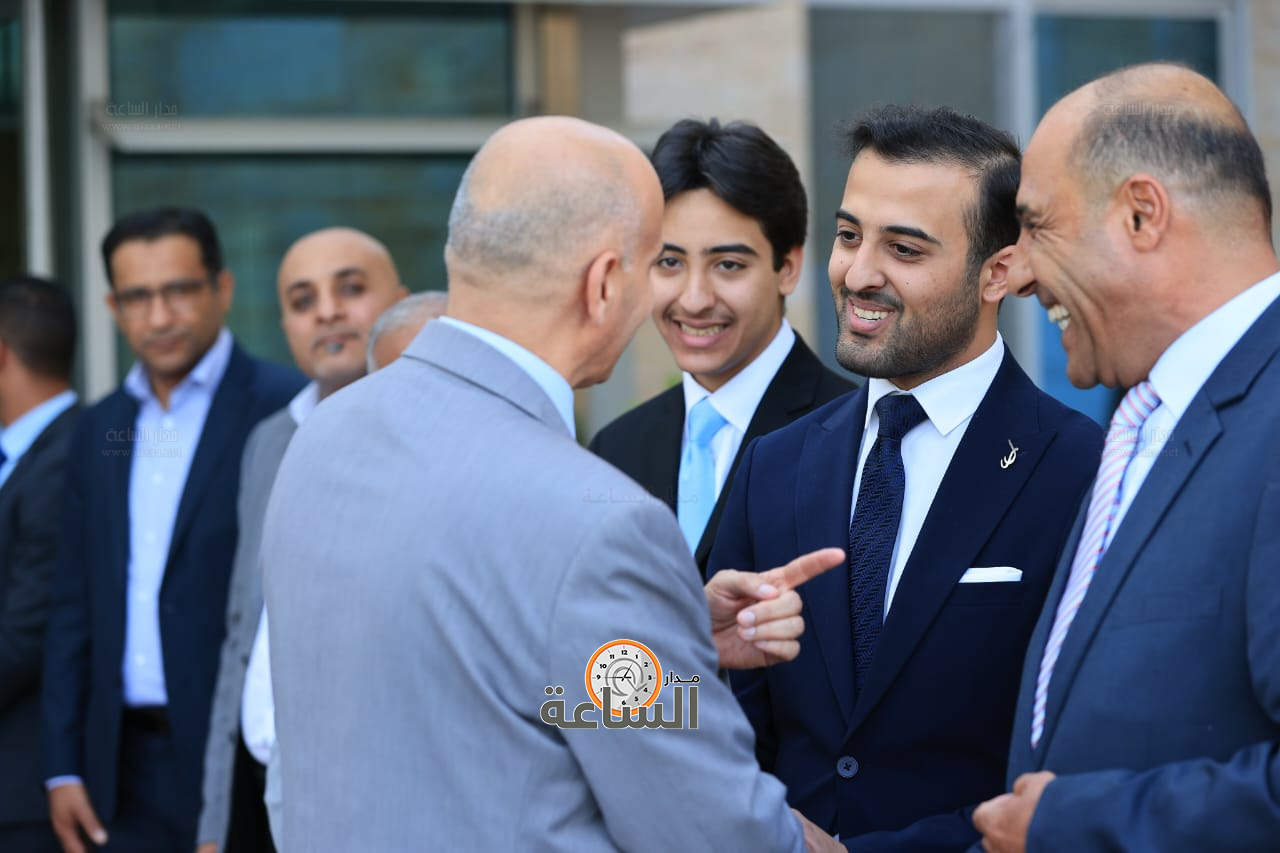 Madar Al-Saa Images 0.5317880285038339