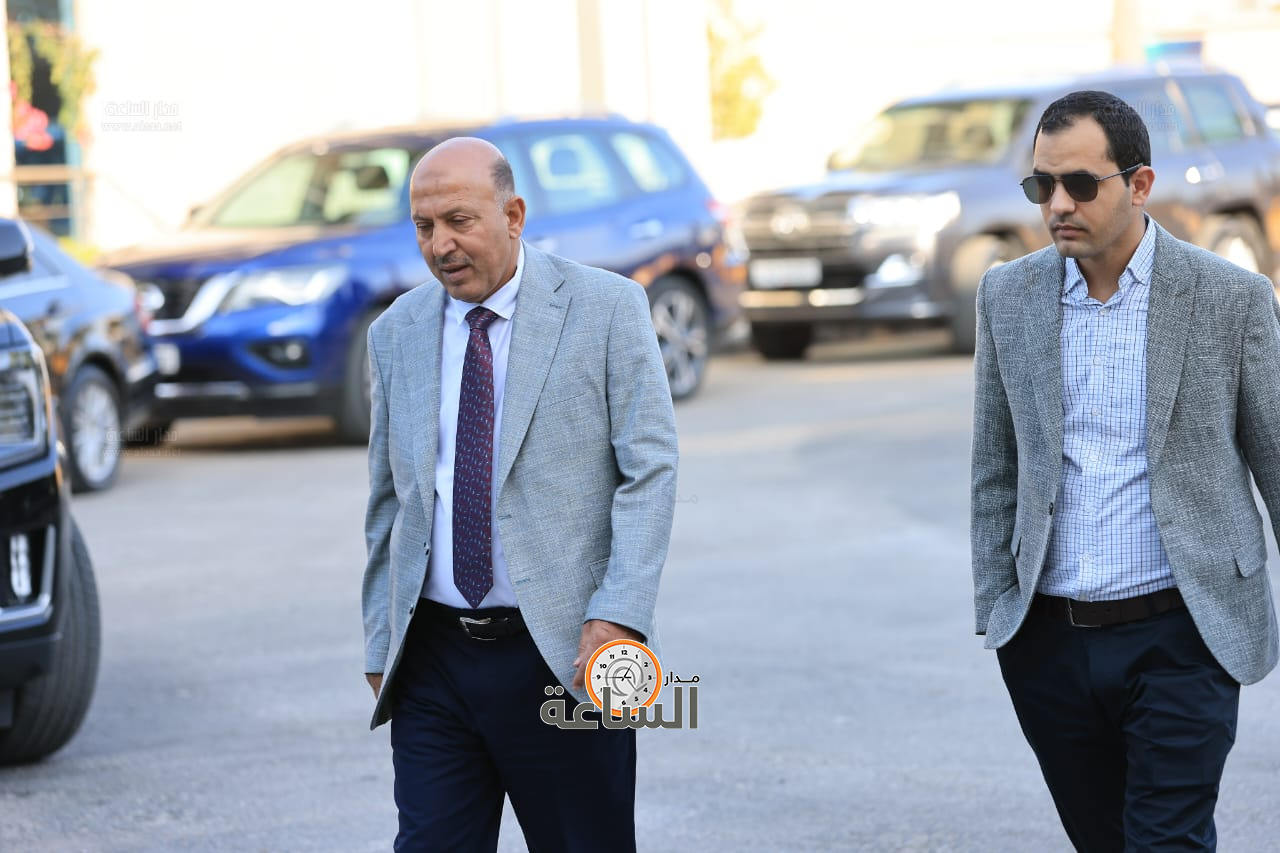 Madar Al-Saa Images 0.8094470045205938