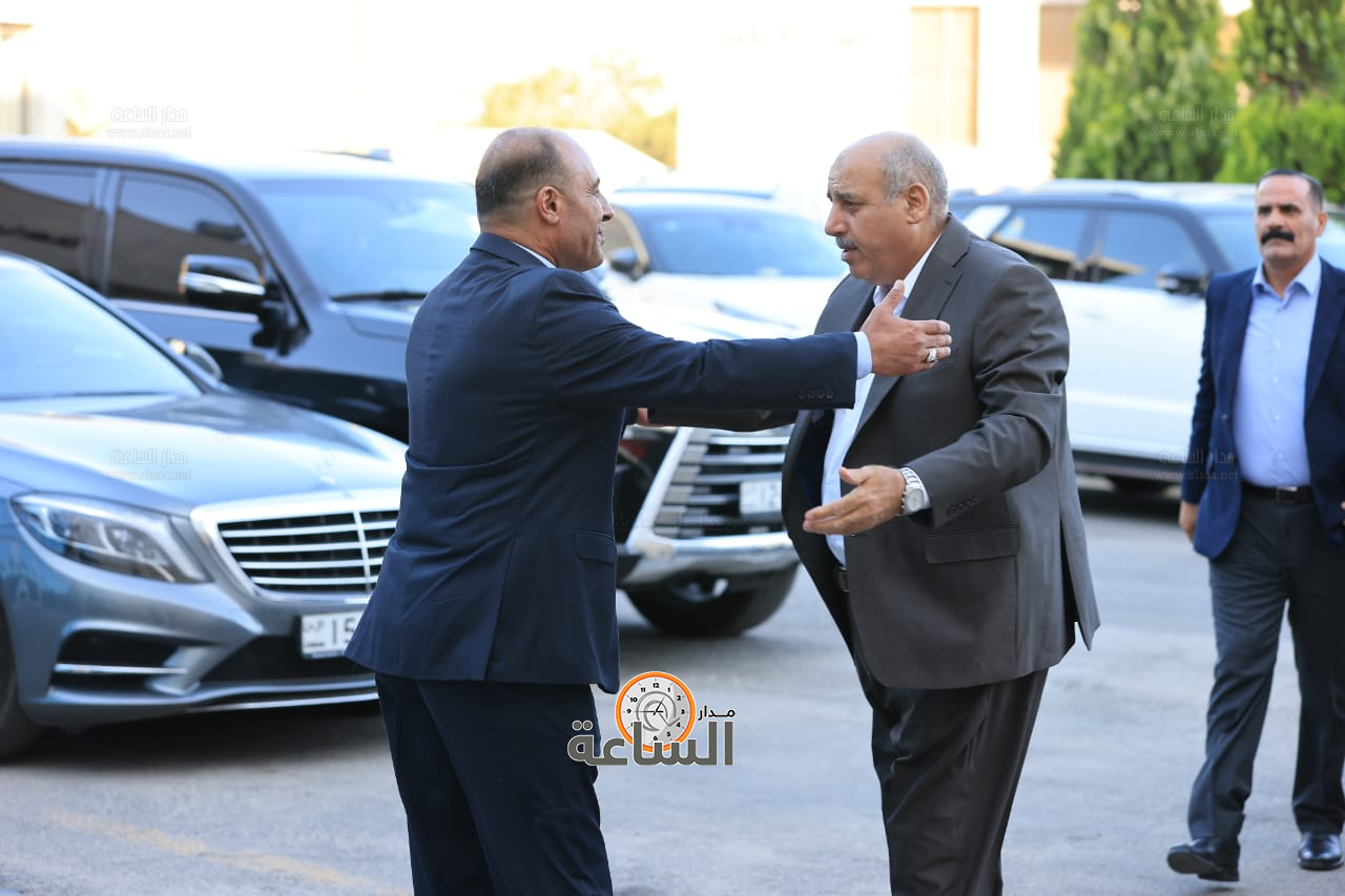 Madar Al-Saa Images 0.8871606566482279